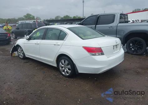 2010 Honda Accord 2.4 Ex-L from USA, damaged, VIN 1HGCP2F83AA021388